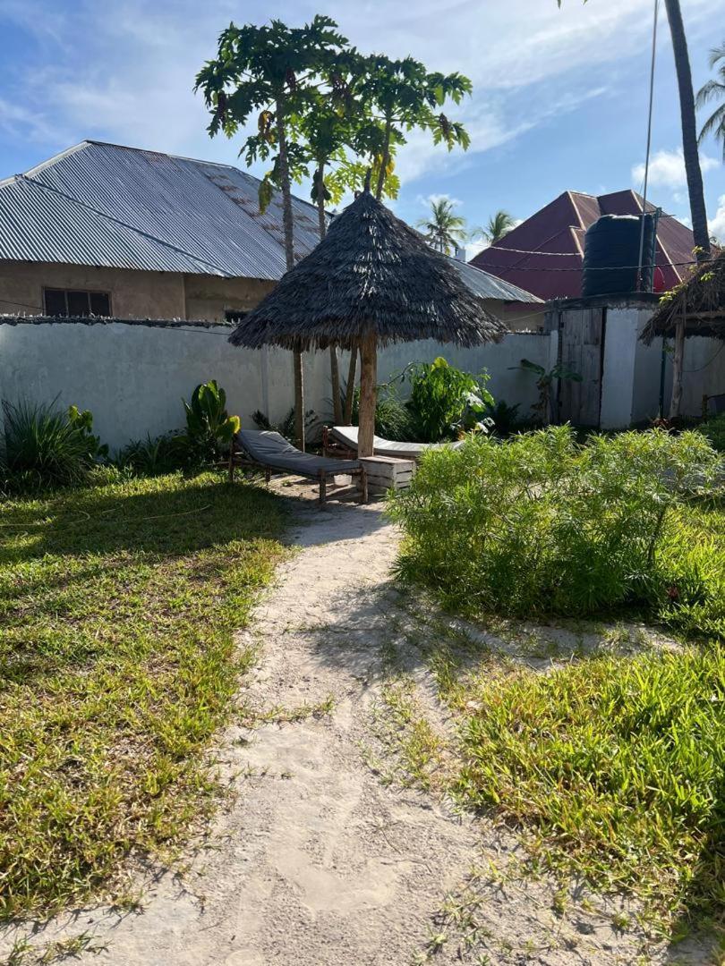 Mambo Leo Hostel Paje Zewnętrze zdjęcie